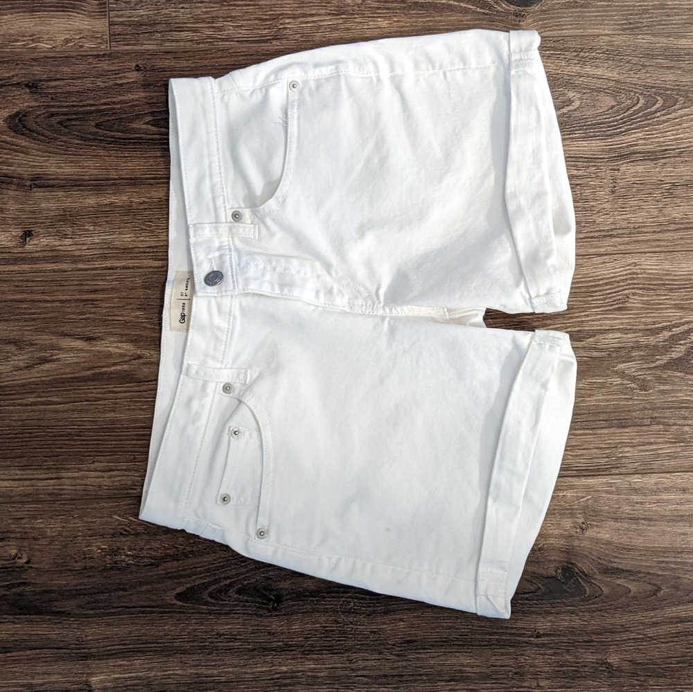 Gap White Denim Shorts size 27